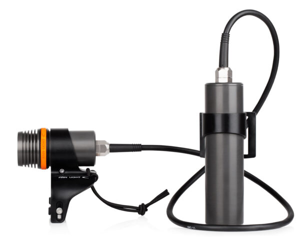 2500_long_3-jpg Finnsub: 2500 Long canister lamp