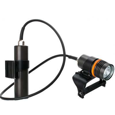 887 Finnsub: 2500 Long canister lamp