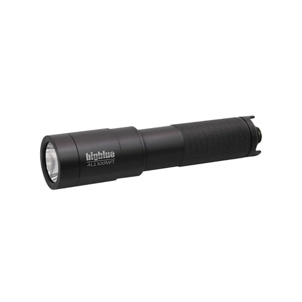 Al1300NP-tail-switch-01 BigBlue: Duiklamp AL1300NP Tail