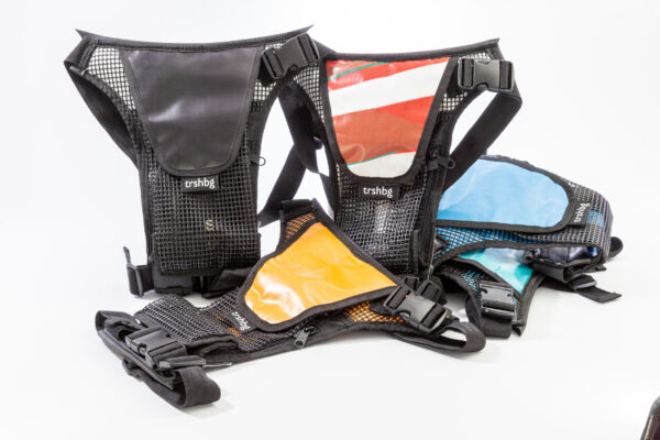TRSHBG-Product-Adam-23-6-2020-1mb-10 Trshbg: Trashbag Hip bag (3.8 liter)