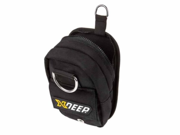 XDeep-AC-010-0_Mask_Pouch_A XDeep: Backmount Cargo Pocket