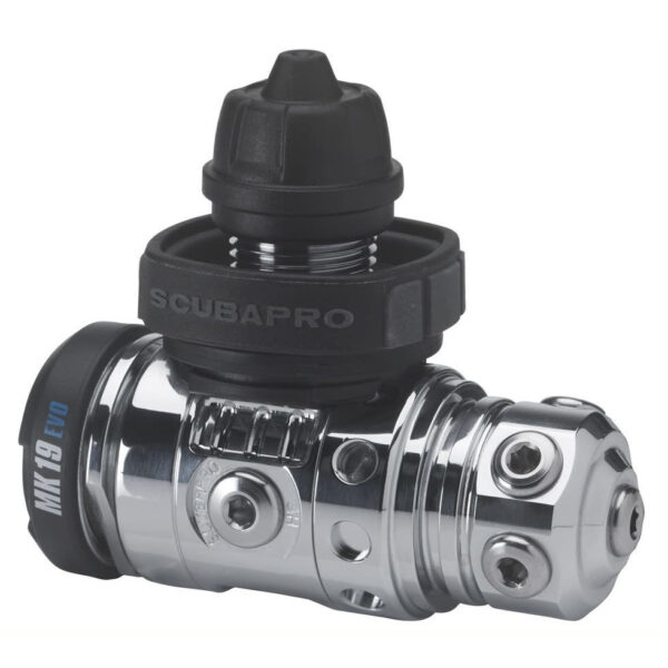 deduikspecilaist-scubapro-mk19-evo-eerste-trap Scubapro: MK19 evo eerste trap din 300